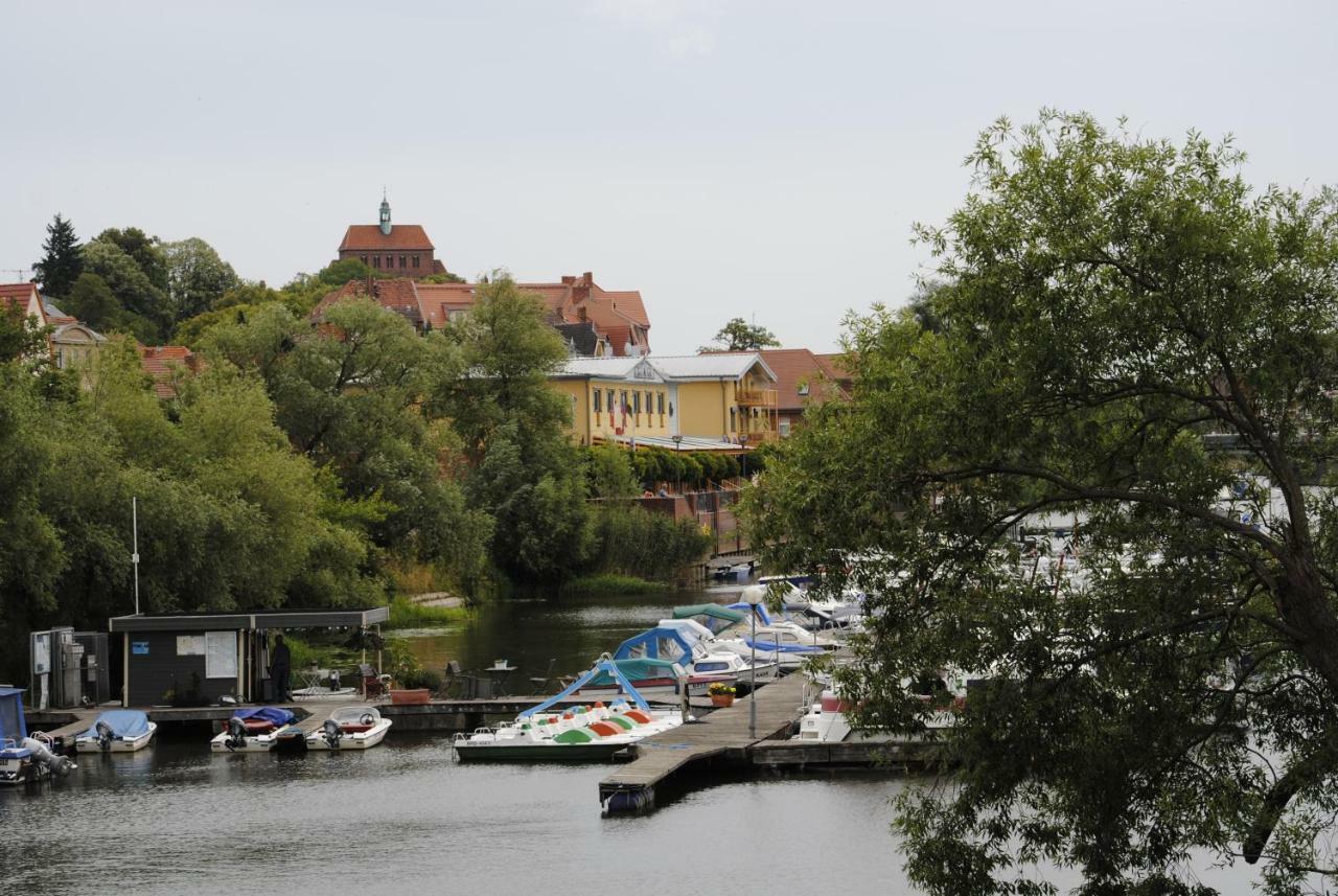Hotel Garni "Am Hafen" Havelberg Kültér fotó