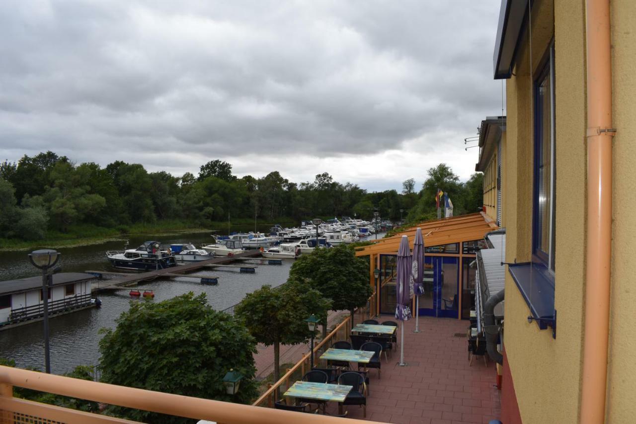 Hotel Garni "Am Hafen" Havelberg Kültér fotó